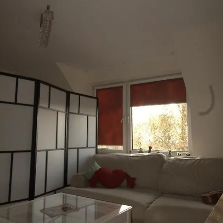 Bright In The Greenest Area Of Apartment *